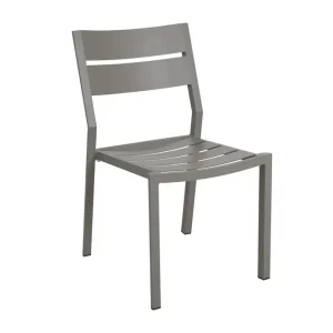 Köp nu Delia stapelstol - Khaki från Brafab- Bra Möbler