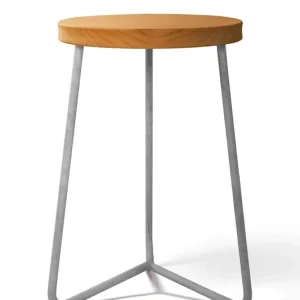 Pall V1 - Teak/galvat 31 cm från Grythyttan Stålmöbler- Bra Möbler Begränsat erbjudande