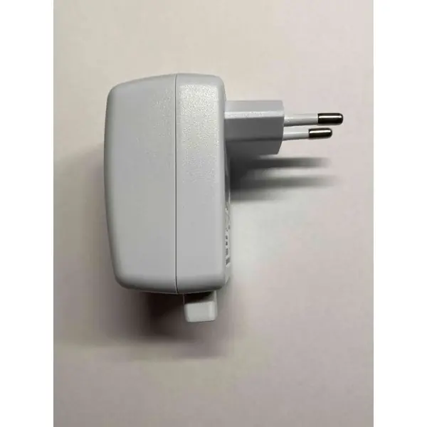 Endast denna vecka Plug-In Trafo Svart Eller Vit Till Ljussockel Max 5W